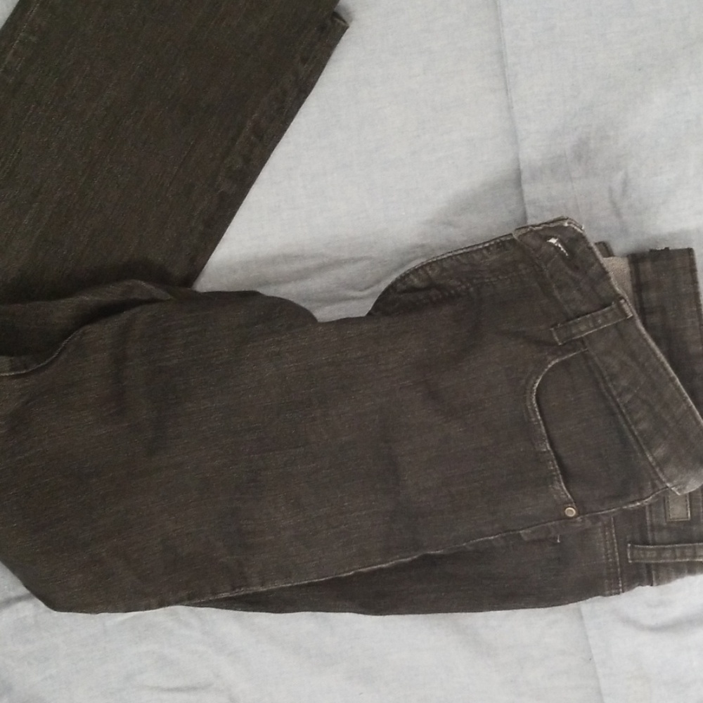 Lee classic fit